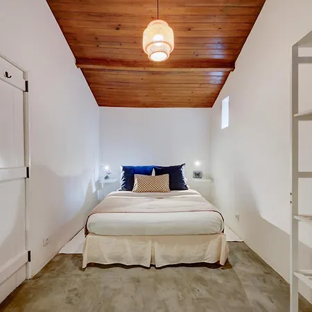 Hébergement de vacances Refugio Da Alma Com Lareira E Patio Perto De E Ericeira